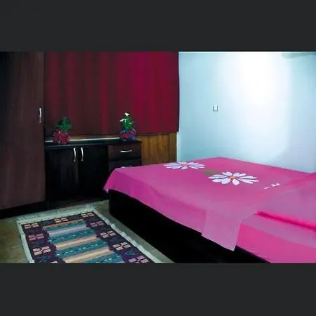 Sevgi Konagi كوشاداسيه